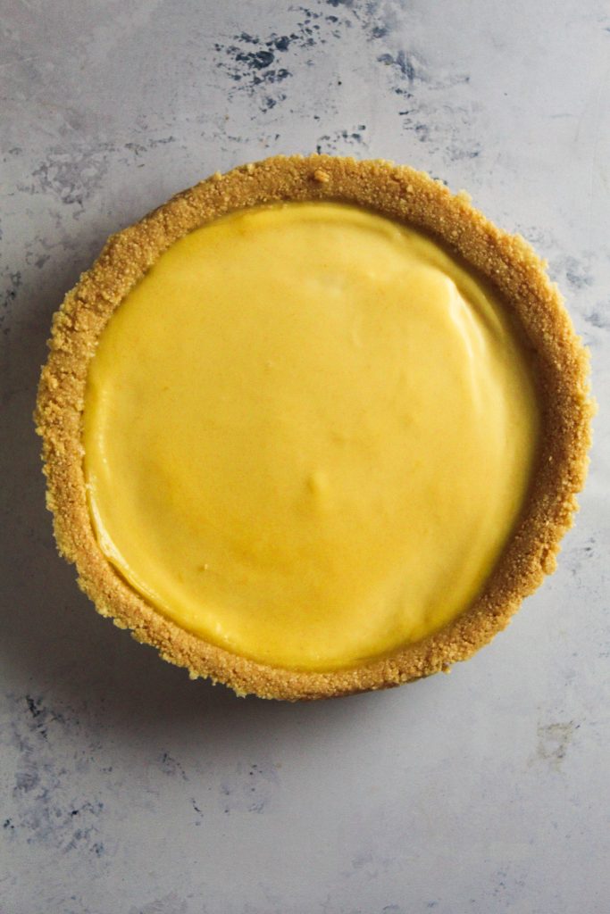 No-bake mango pie with shortbread crust